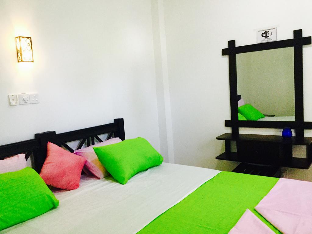 Hikkaduwa Family Inn Kültér fotó