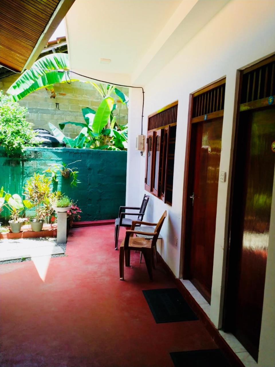 Hikkaduwa Family Inn Kültér fotó