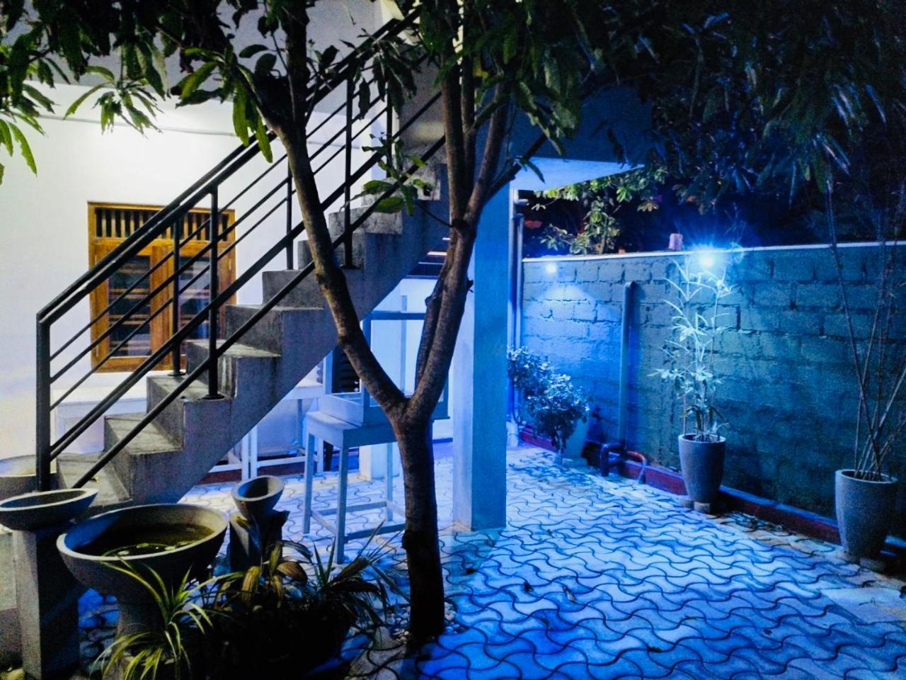 Hikkaduwa Family Inn Kültér fotó